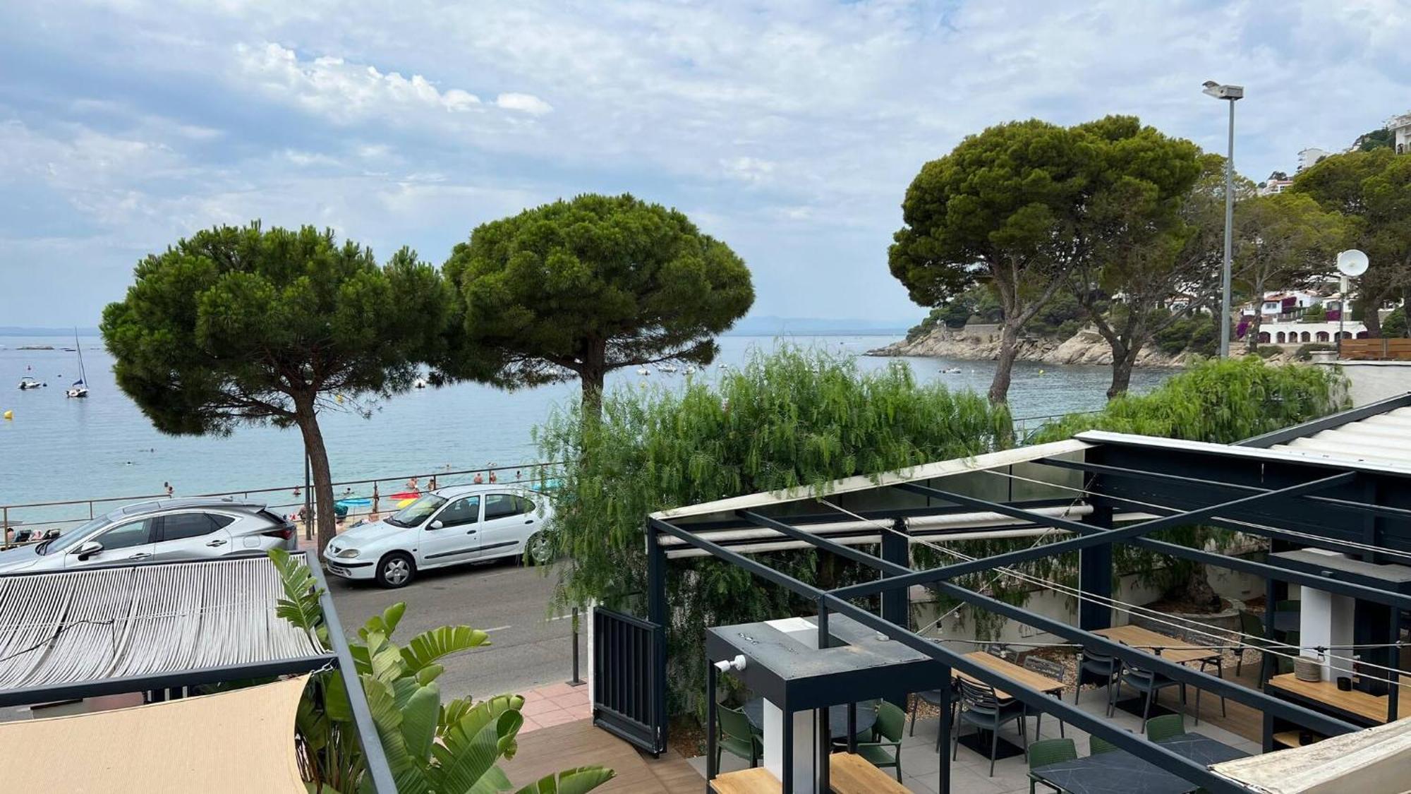 Precioso Apartamento Moderno En Primera Linea Del Mar Av-11 Roses Dış mekan fotoğraf