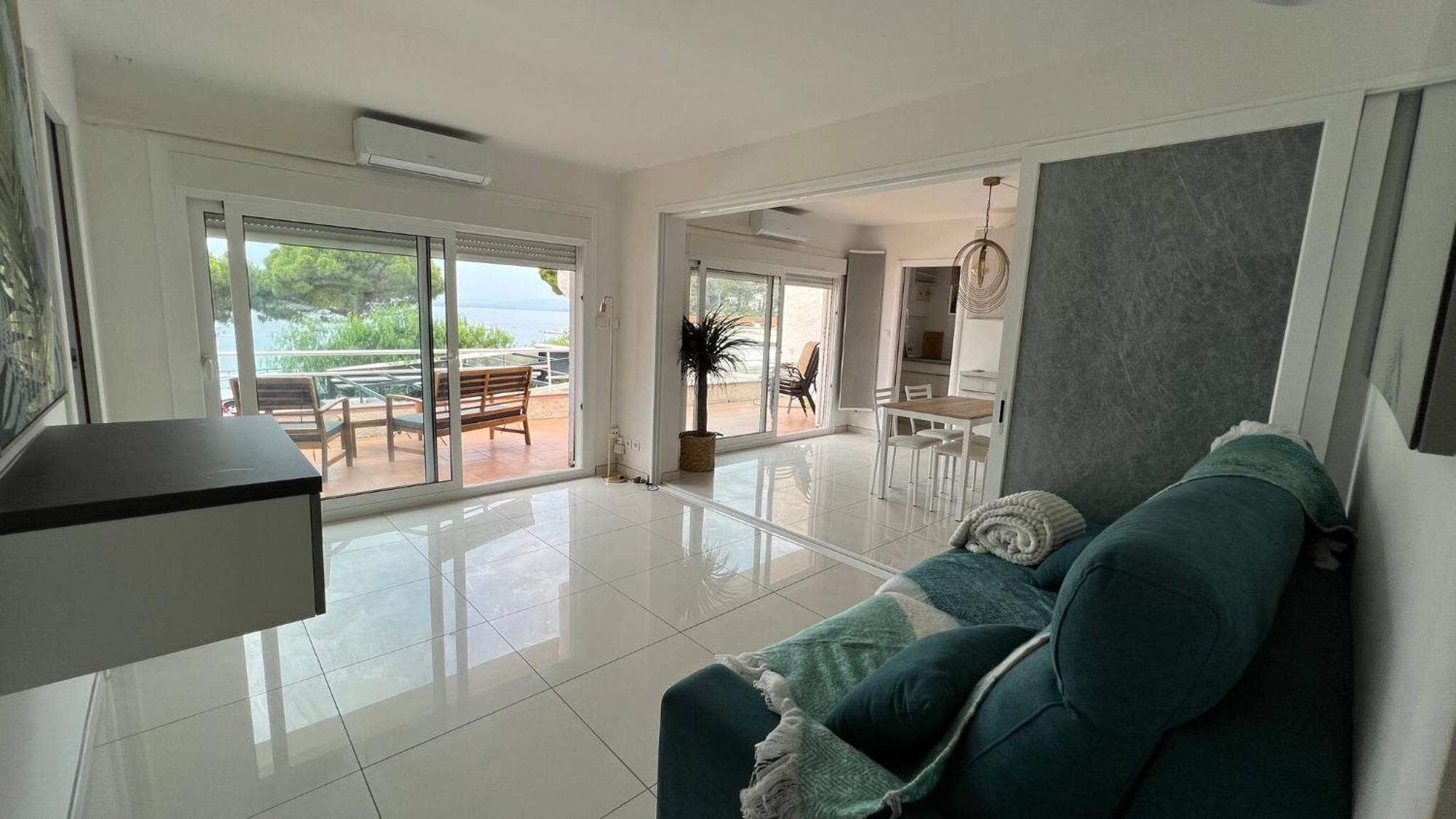 Precioso Apartamento Moderno En Primera Linea Del Mar Av-11 Roses Dış mekan fotoğraf