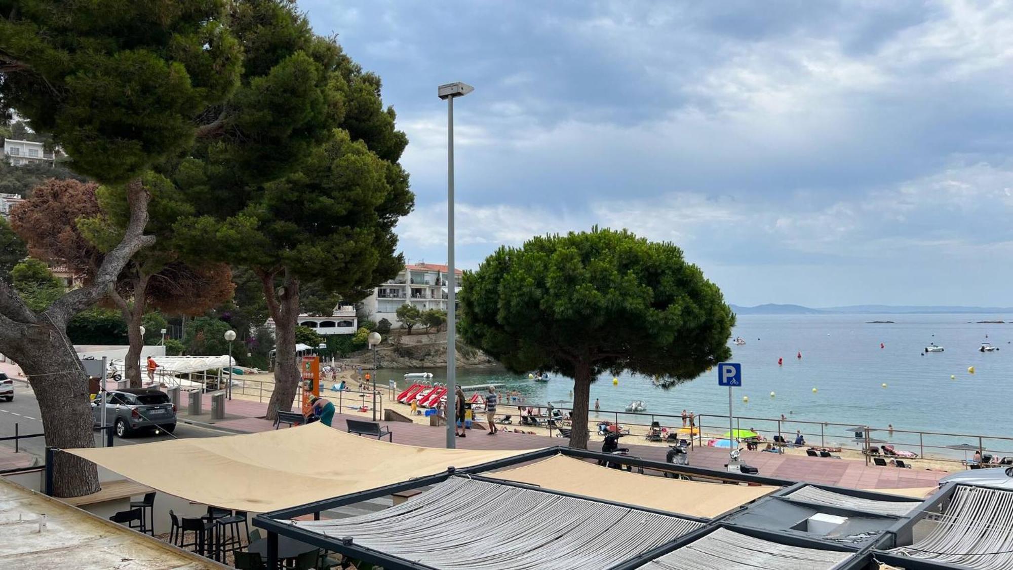Precioso Apartamento Moderno En Primera Linea Del Mar Av-11 Roses Dış mekan fotoğraf